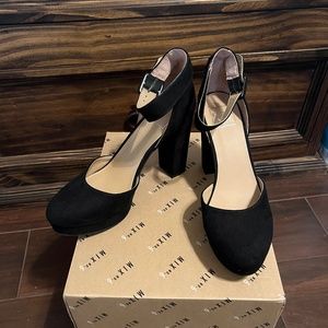 Kaari Blue Dress Shoes